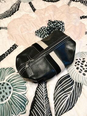 Vintage Coach Travel Pouch